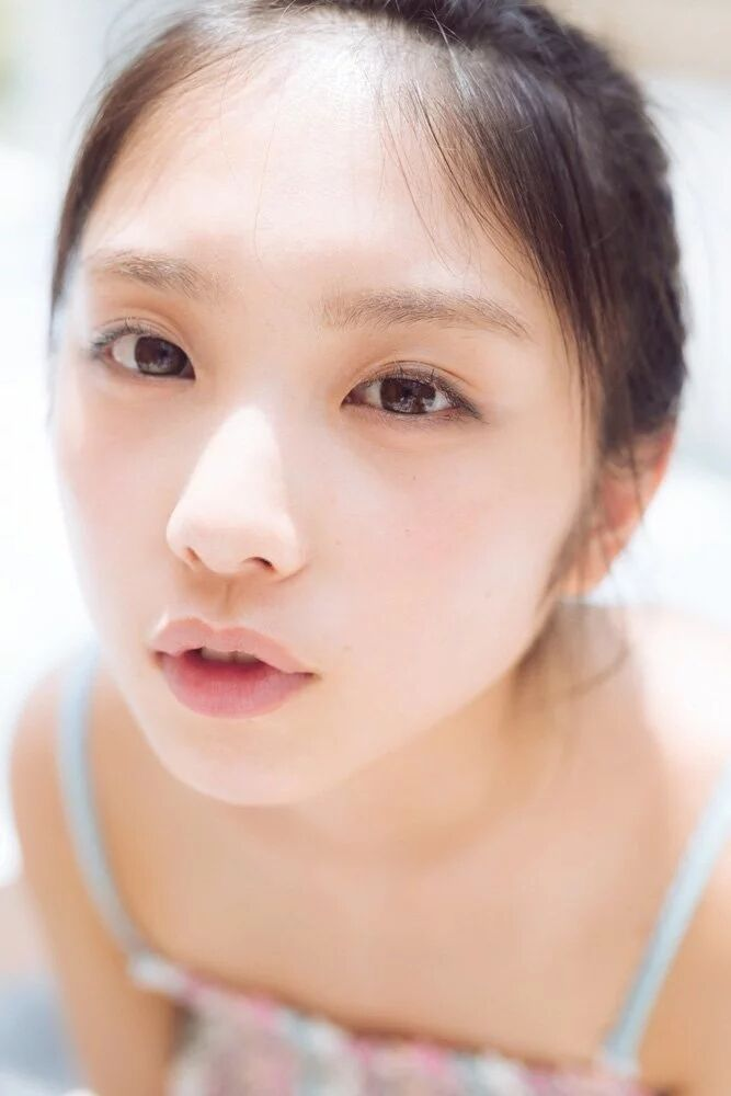 疯狂大卖！日本美女写真TOP10，真有这么好看吗？