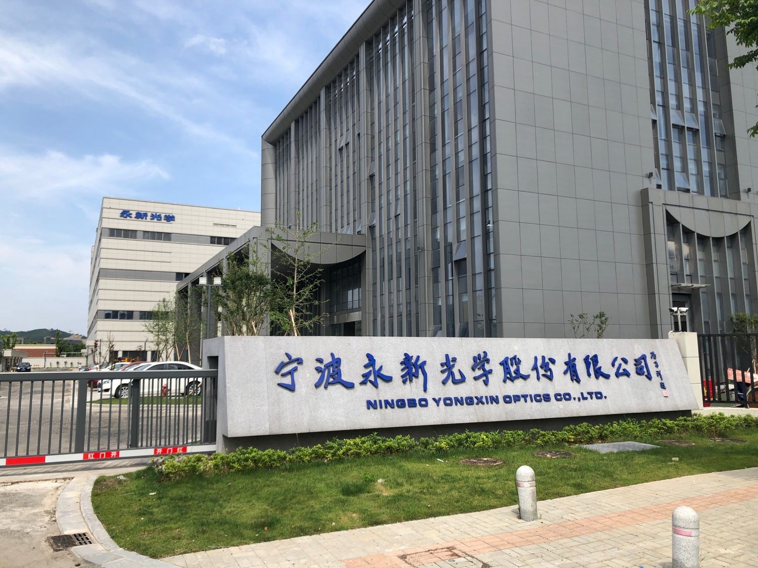 中国股市：外资重仓的10大优秀龙头企业，榜首涨幅已经接近两倍