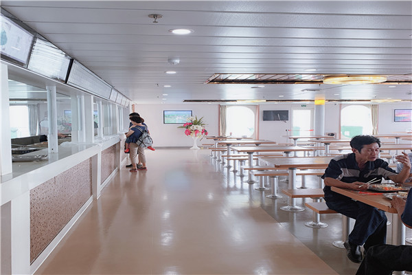 烟台到大连船票时刻表和价格表带小车坐渤海钻珠号烟台到大连的轮船它