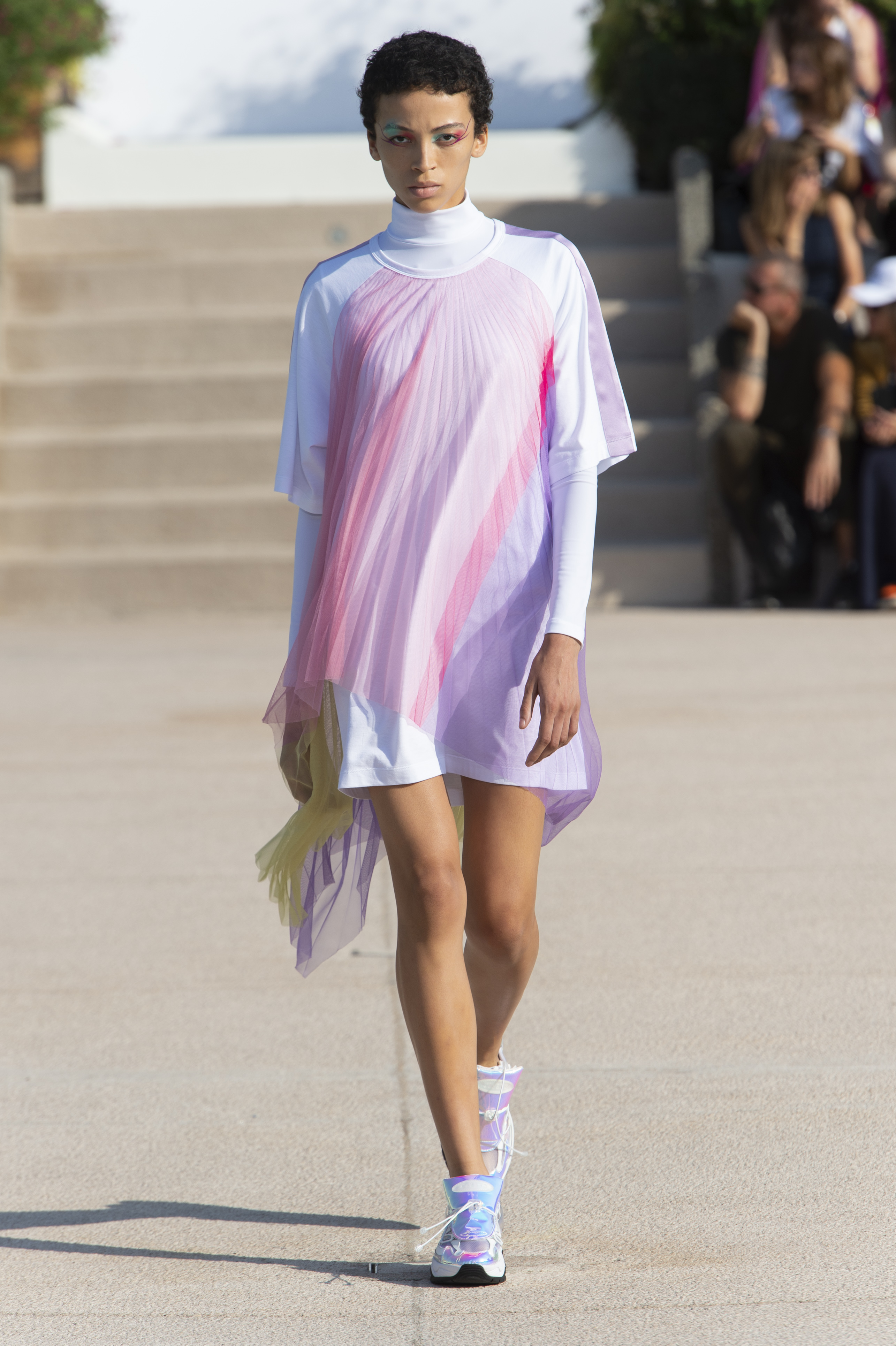 美人鱼的现代传说 Iceberg冰山2020春夏女装米兰时装周