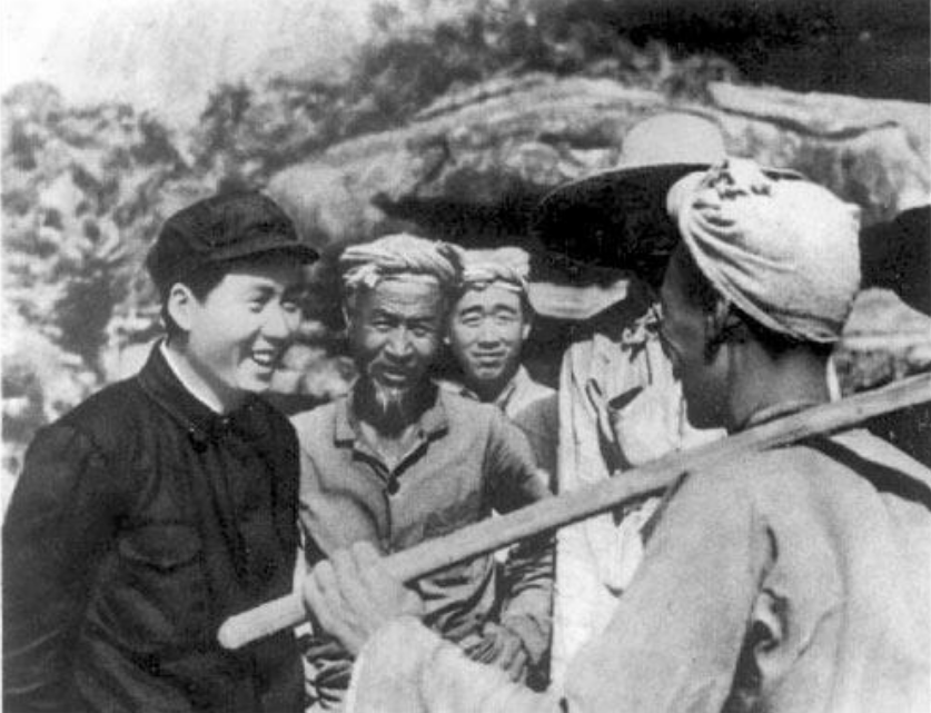 穷会计突然变富裕，被怀疑是贪污犯，他无奈承认：我是毛主席堂弟