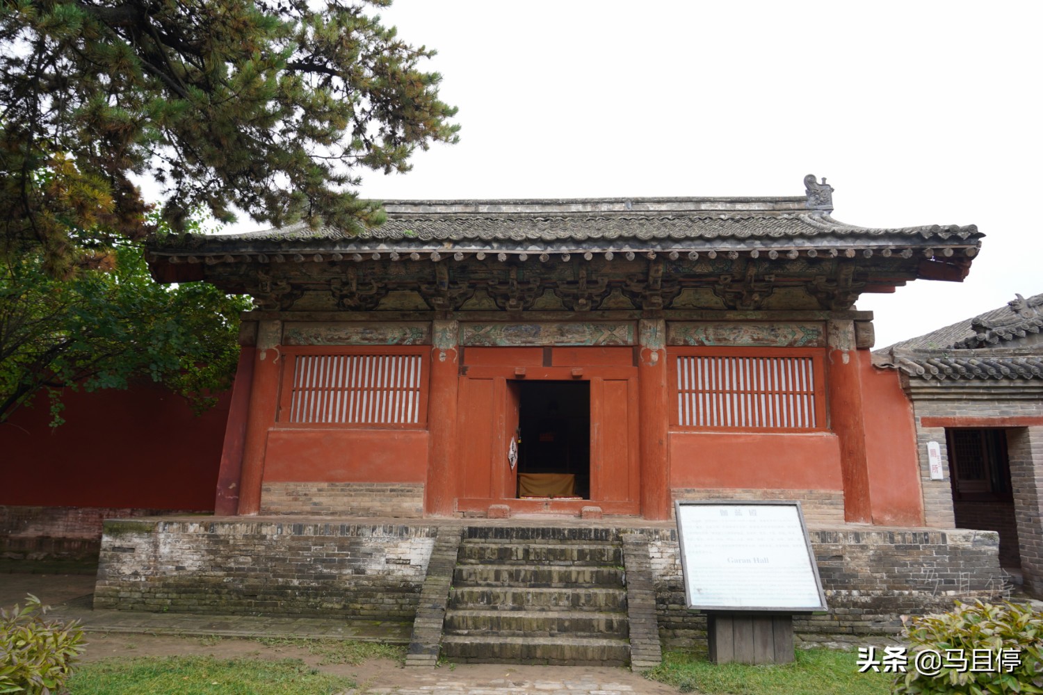 山西小村有一唐代建筑，藏有四绝堪称中国第一国宝，五一游客不多