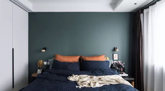 妹子爆改北京50m²旧屋！2㎡卫生间的暗宅，最终拥有阳光和大浴缸