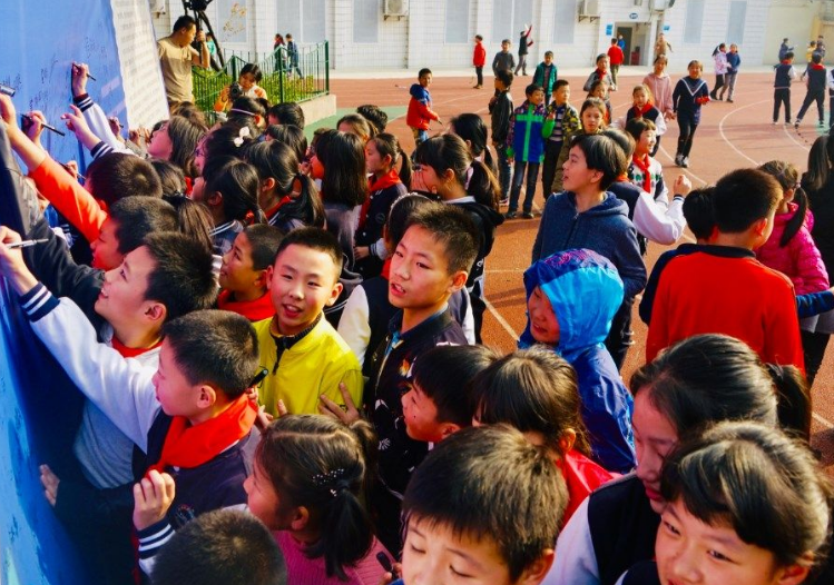 湖北这6所“野鸡大学”害人不浅，毕业证像废纸，毕业是高中学历