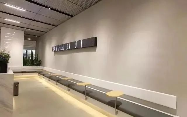 地素进军男装市场，旗下轻奢品牌RAZZLE能否再续地素女装辉煌？