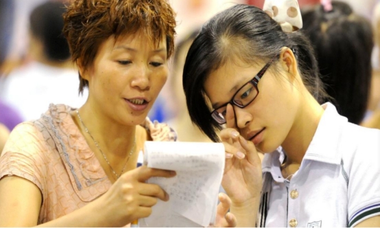 考上二本还有希望吗？这三个专业堪称“香饽饽”，未来不可限量