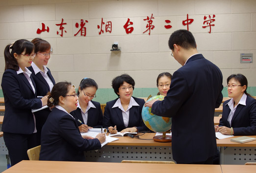 32种事业编转为“合同工”，薪资待遇或将减半，铁饭碗还铁吗？