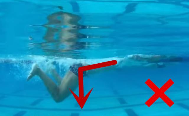 不克服这三个腿姿错误，蛙泳怎么会游得快？