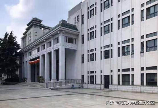 武汉大学：中国“最最最最最最最”令人向往的大学之一！