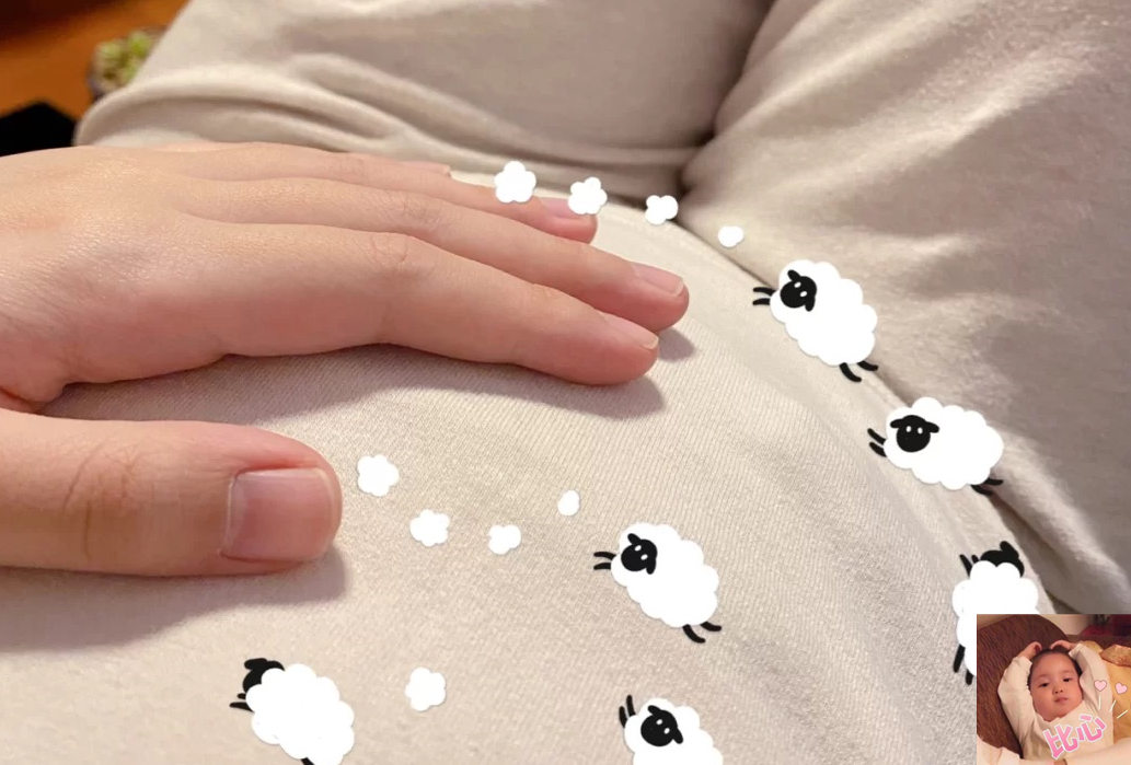 还在为数胎动而发愁吗？正确数胎动攻略拍了拍准妈妈，手把手教你