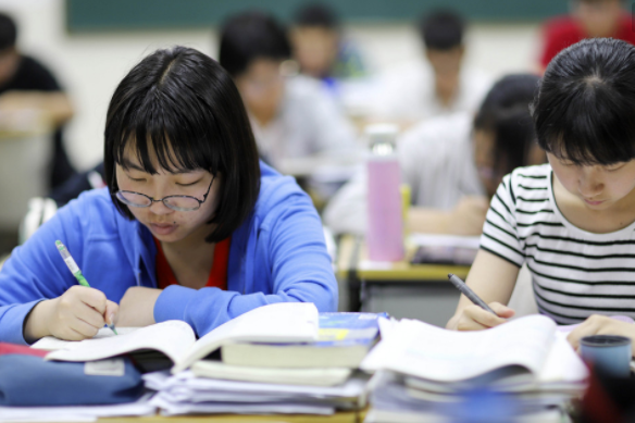 即将高考，但是现在非常厌学，怎么办？