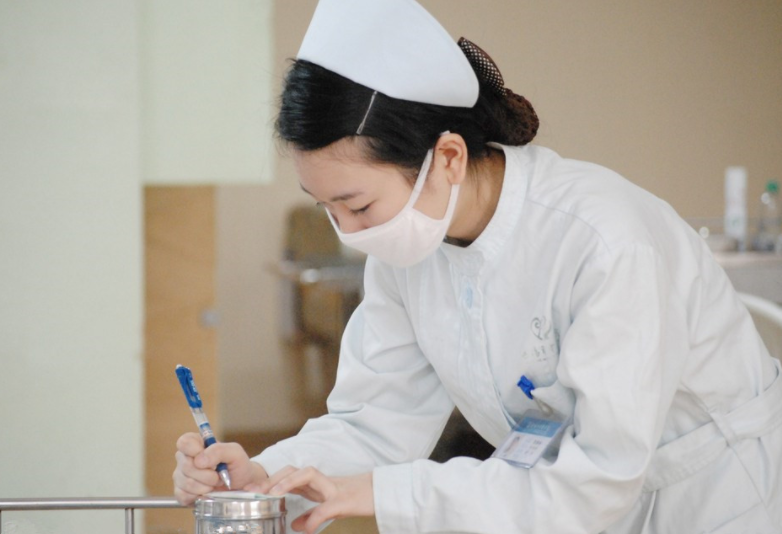 湘雅医学院排名（国内医学院综合实力排名）