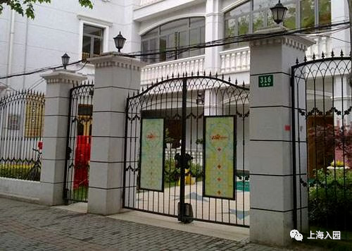 上海这个区没有超级名校，竞争小！小学不在本区读，进不了好初中