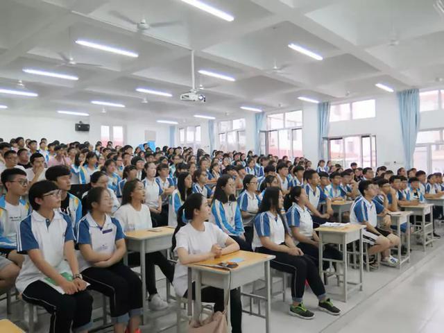 2020年江西高考状元公布，文理科状元分别来自江科附中和南昌二中