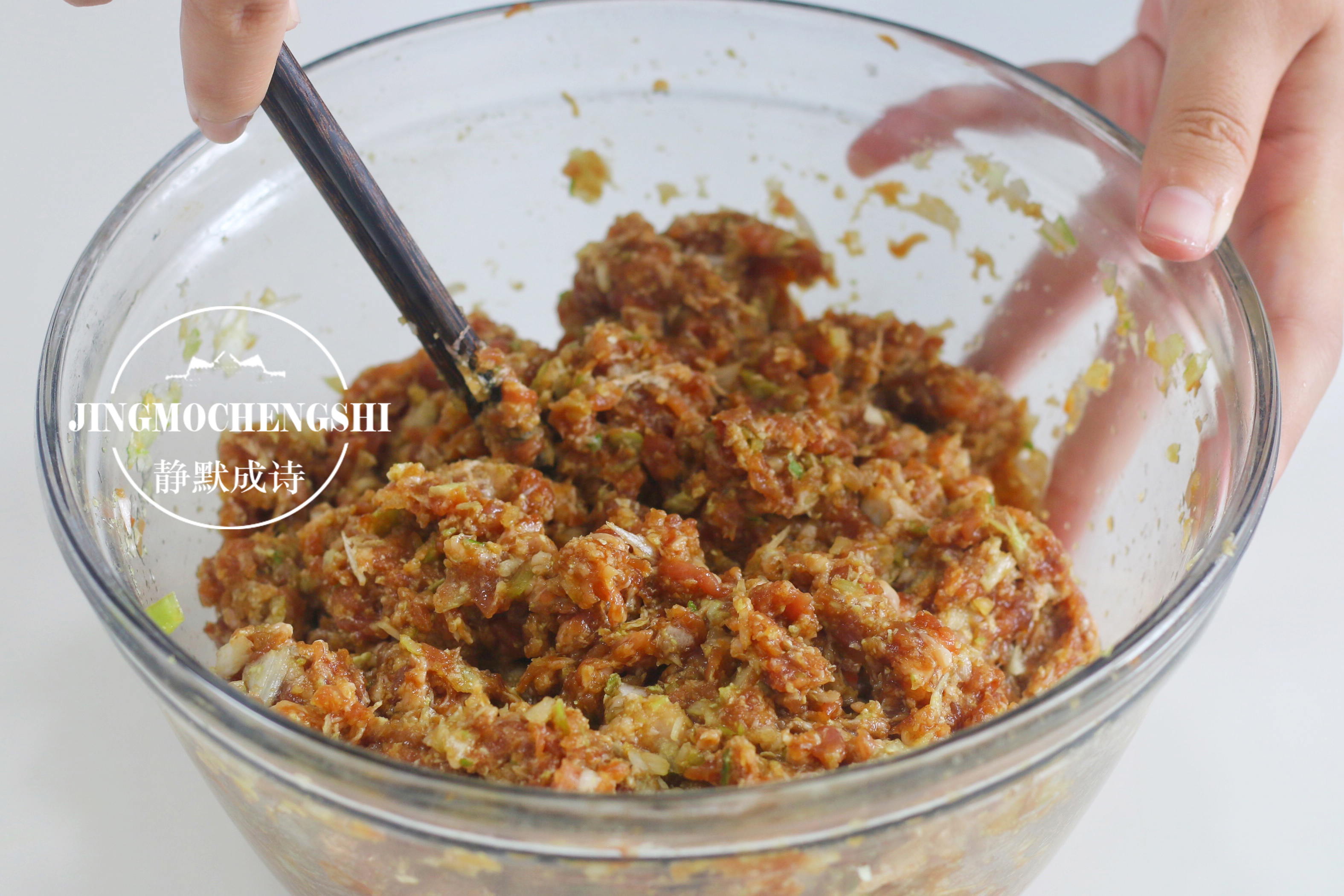 自己做肉饼，馅儿香皮软，真材实料，做法给你，学会再也不用买