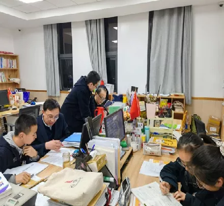 惊人速度崛起！这所九年制学校数学品牌太强了