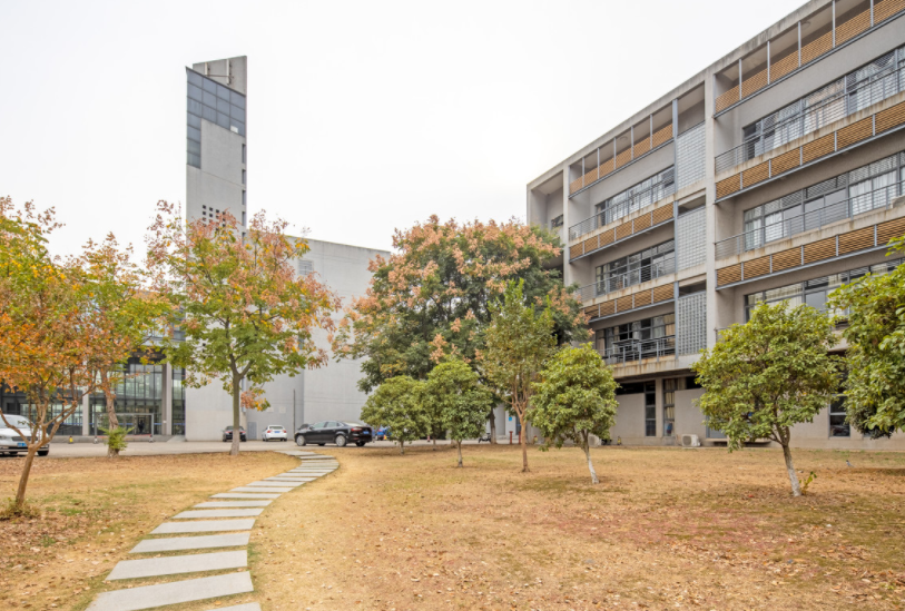 学生想进“国家电网”，这所二本院校机会很大，电力专业很吃香