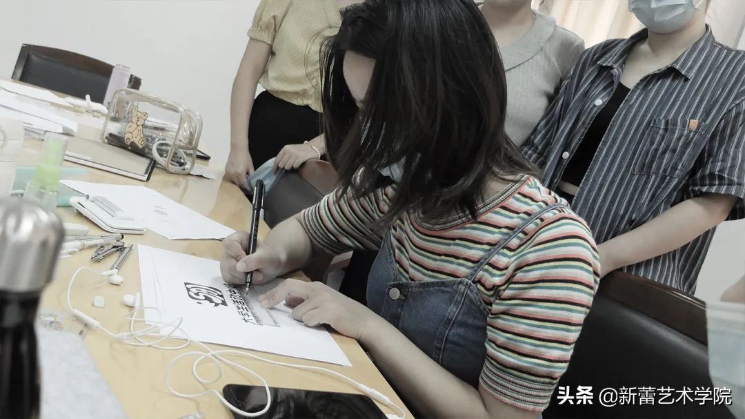 新蕾艺术设计考研/决胜艺术考研，从新蕾走进北印