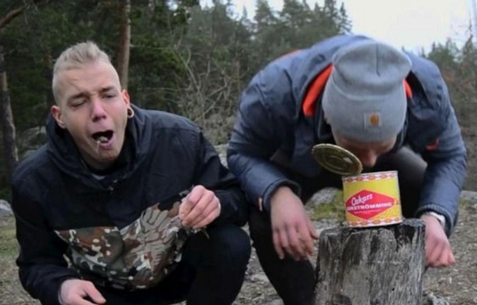 “生化武器”鲱鱼罐头，味道堪称臭界龙头，瑞典却每年狂吃八百吨