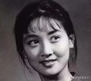 1988年，演员邓婕插足我和张国立的婚姻，这一生我让她当不了妈妈