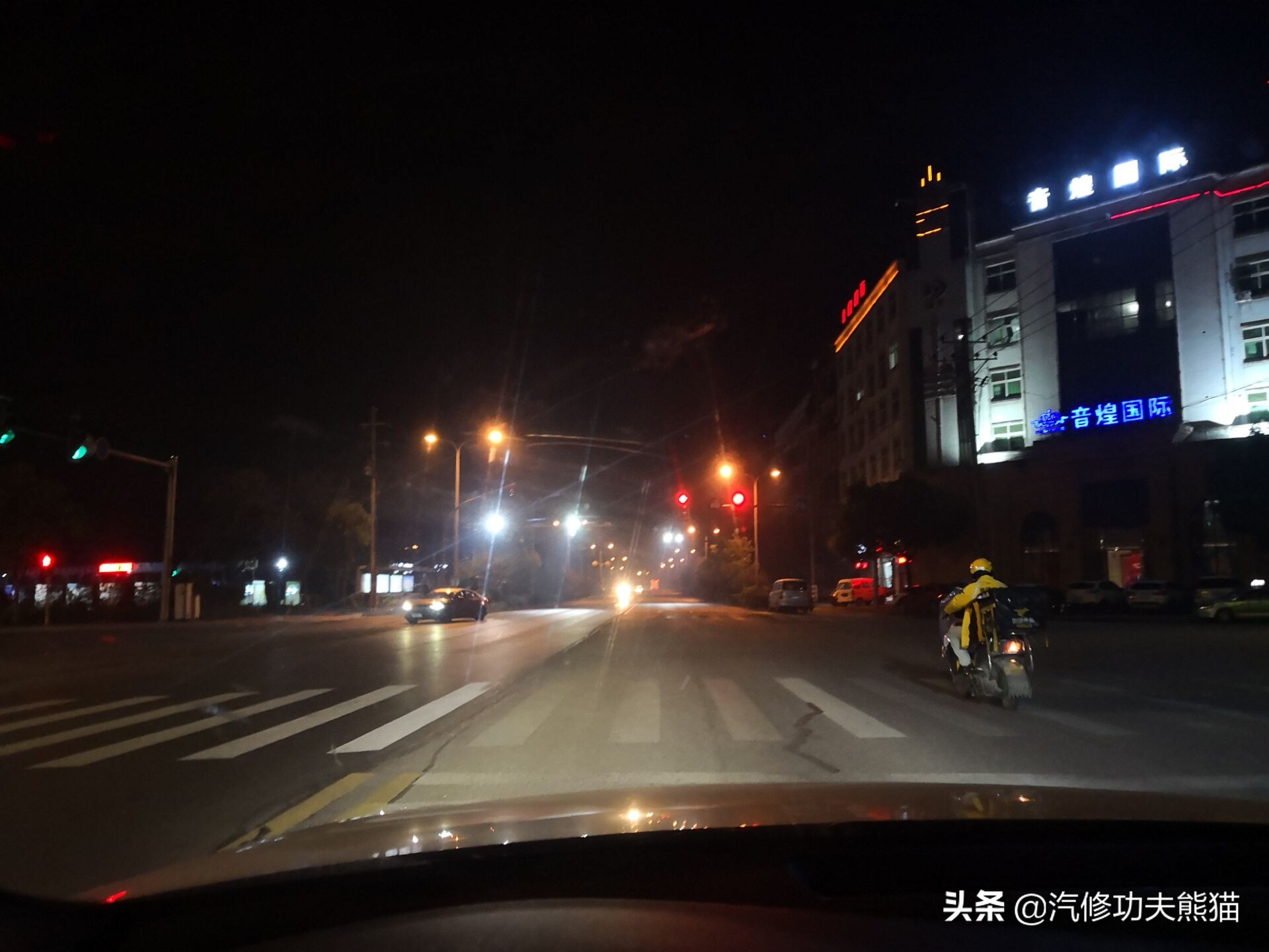 江西车友奥迪A4L严重烧机油500公里一升忍无可忍来永康解决