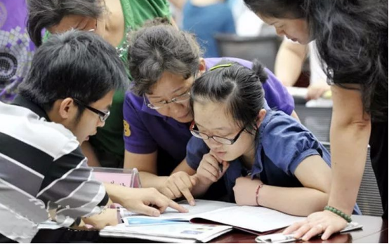 考生高考663分数学满分，英语却只有79分，网友：下一个韦神？