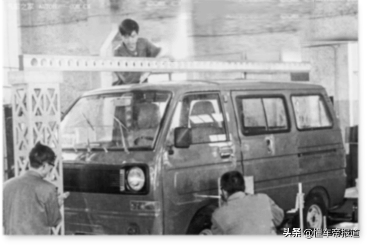 从造拖拉机到决战秋名山 五菱品牌历史回顾
