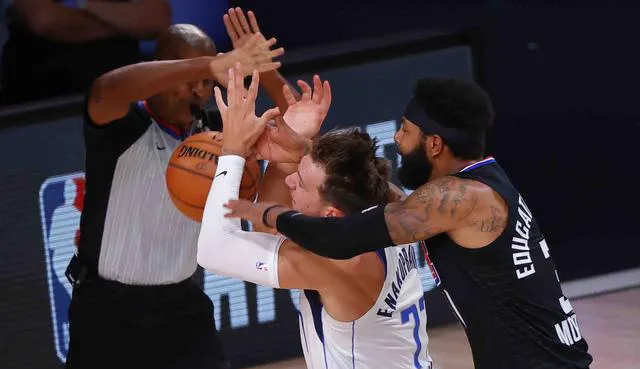 nba为什么不打莫里斯(莫里斯不打球专打人，袁方又出惊人言论：全联盟没人不喜欢莫里斯)