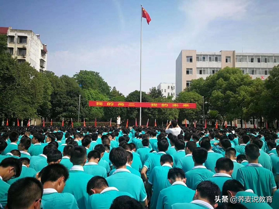 过重点人数破万，文理双状元，襄阳今年高考成绩到底有多好？