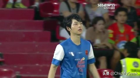 宋仲基人生故事比韩剧还精彩！高考全国前10，成均馆大学校草