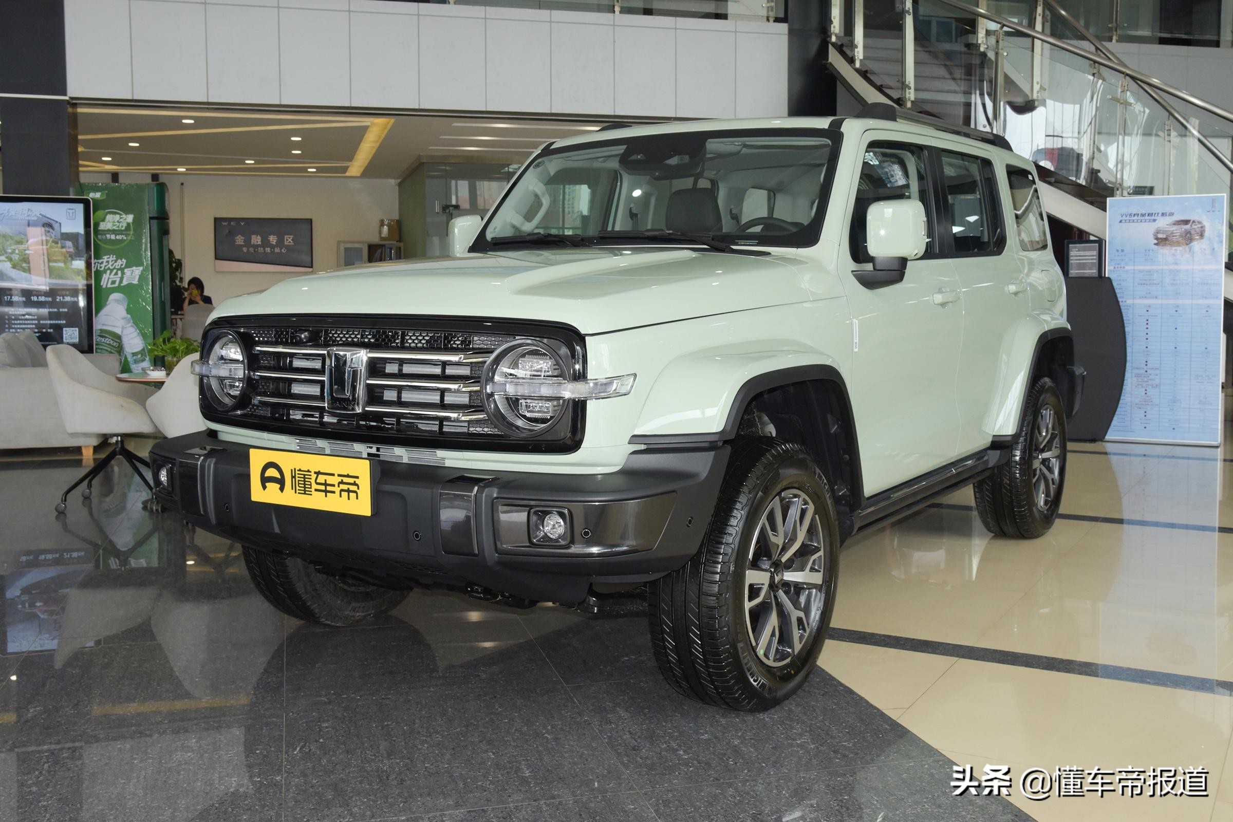 新車(chē)｜屬于城市的越野車(chē)，舒適性升級(jí)，坦克300城市版正式上市