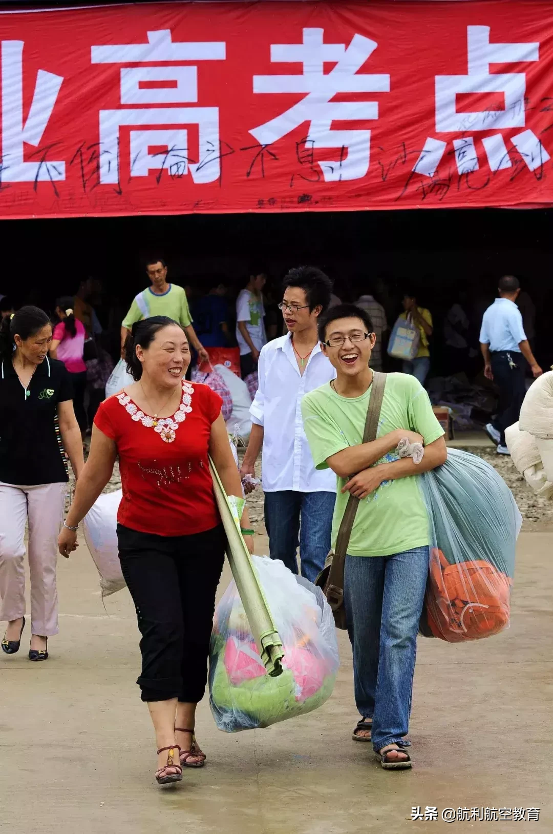 45张照片，几代人的高考记忆