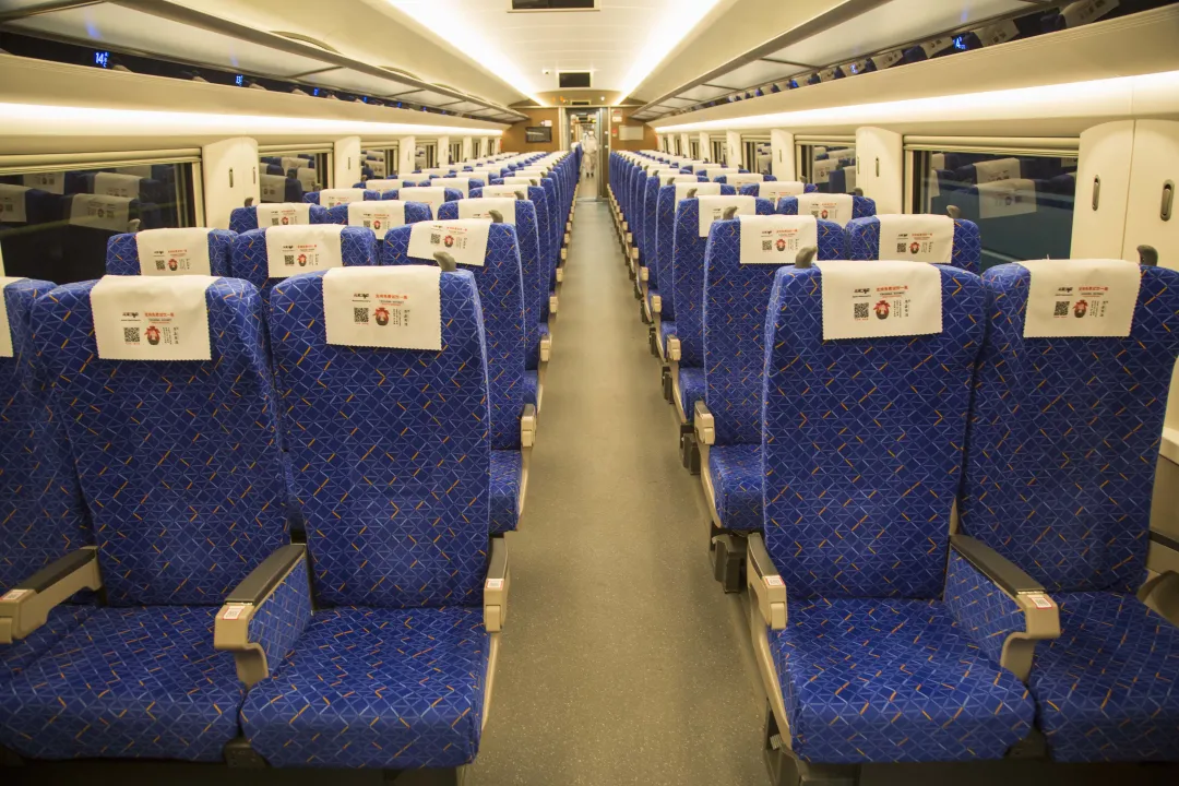 动车上的小桌板、挂钩等各种设施你真的会用吗?最全科普来了!