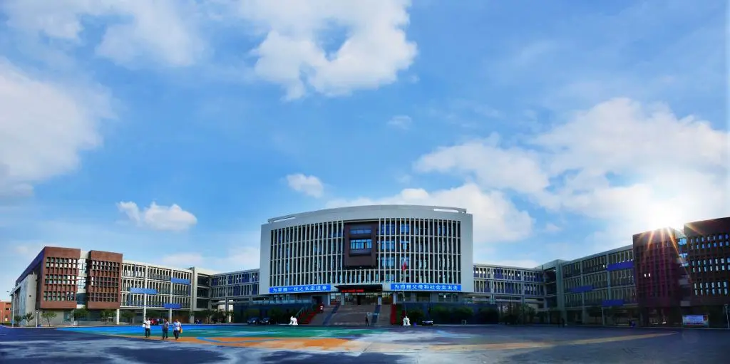 四川有所“中医药”命名的医学高校，已培养10万名医药卫生人才