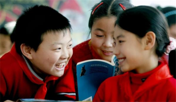 2022中小学迎来168天假，学生乐开花，家长：不知“后果”多严重