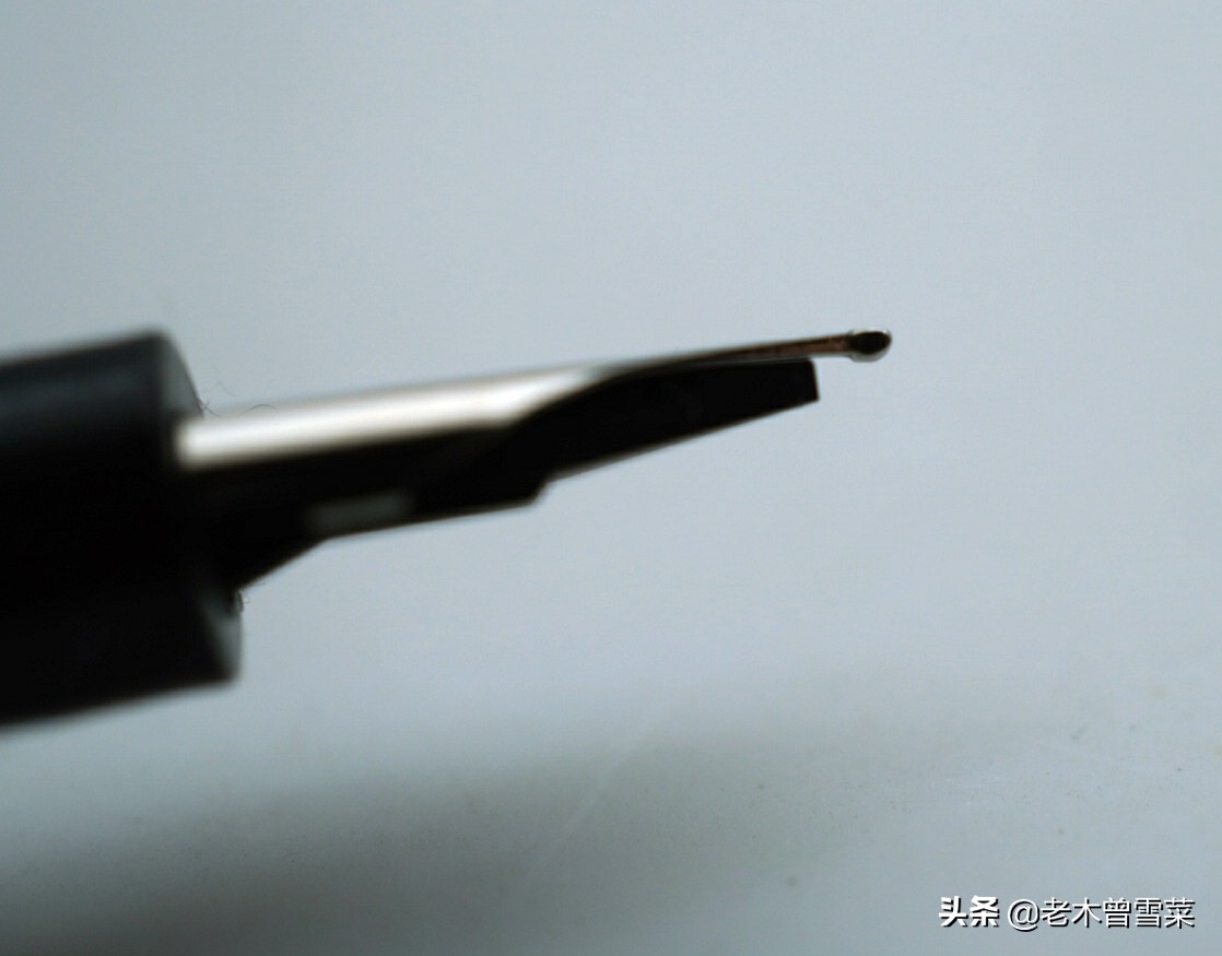 按动钢笔全解析~实物结构分析与使用对比