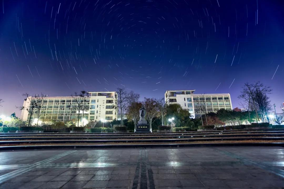 地方强校涌向省会，这些高教弱省能否逆袭？