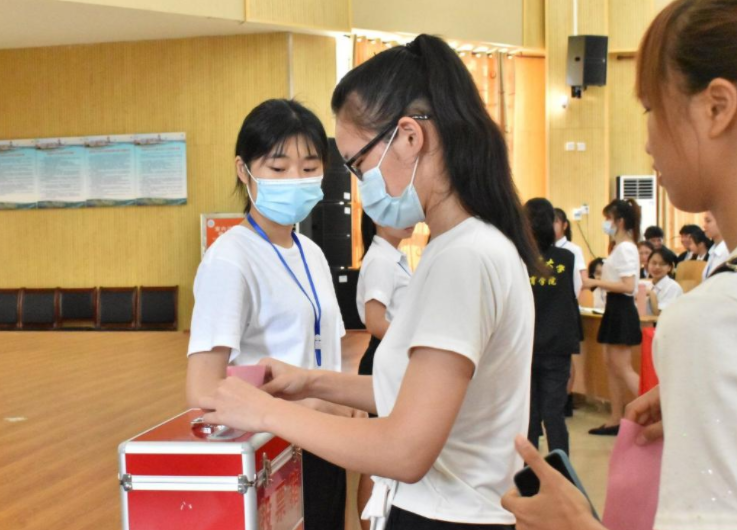 这所大学有点“惨”，本科一批招生无人问津，如今投档线降30分