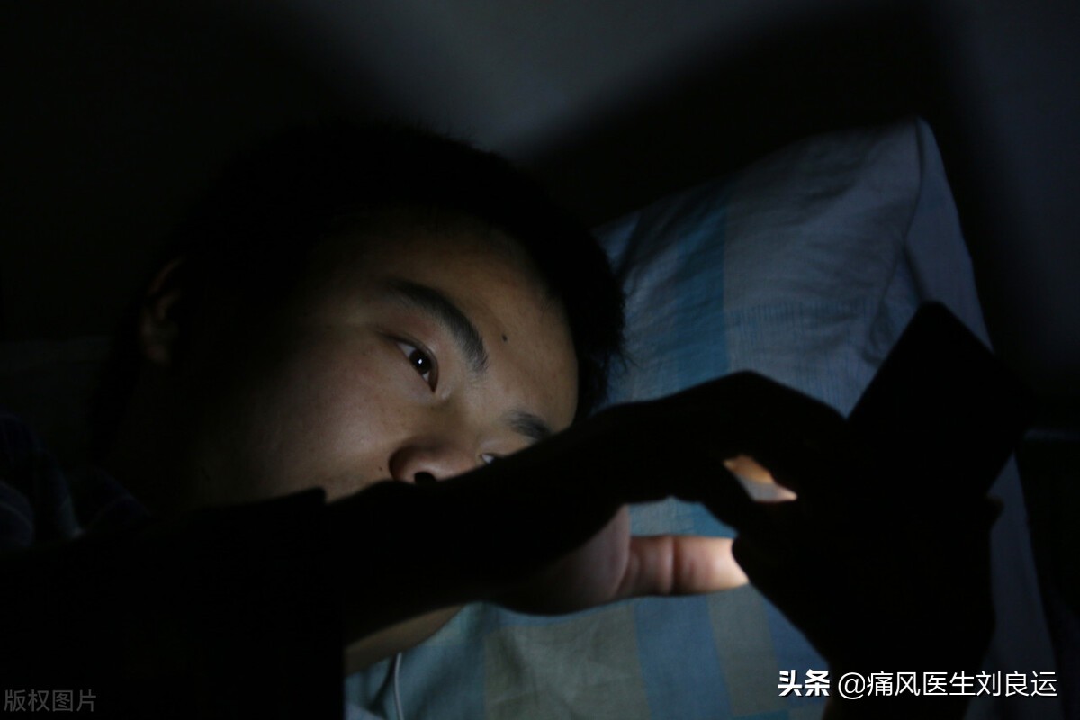 痛风为什么反复发作？对照十种原因，避开四个误区，做好八件事情
