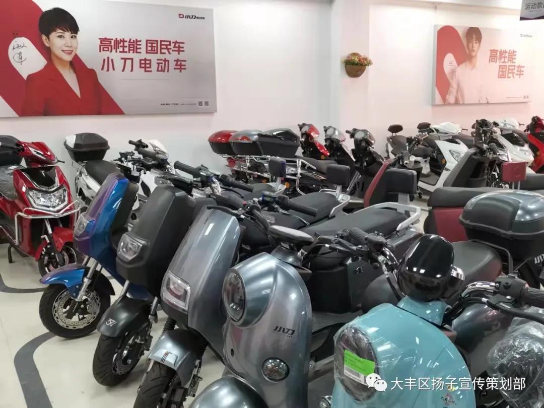 江苏盐城：大丰爱心企业吴桂华致富不忘扶困风格高尚