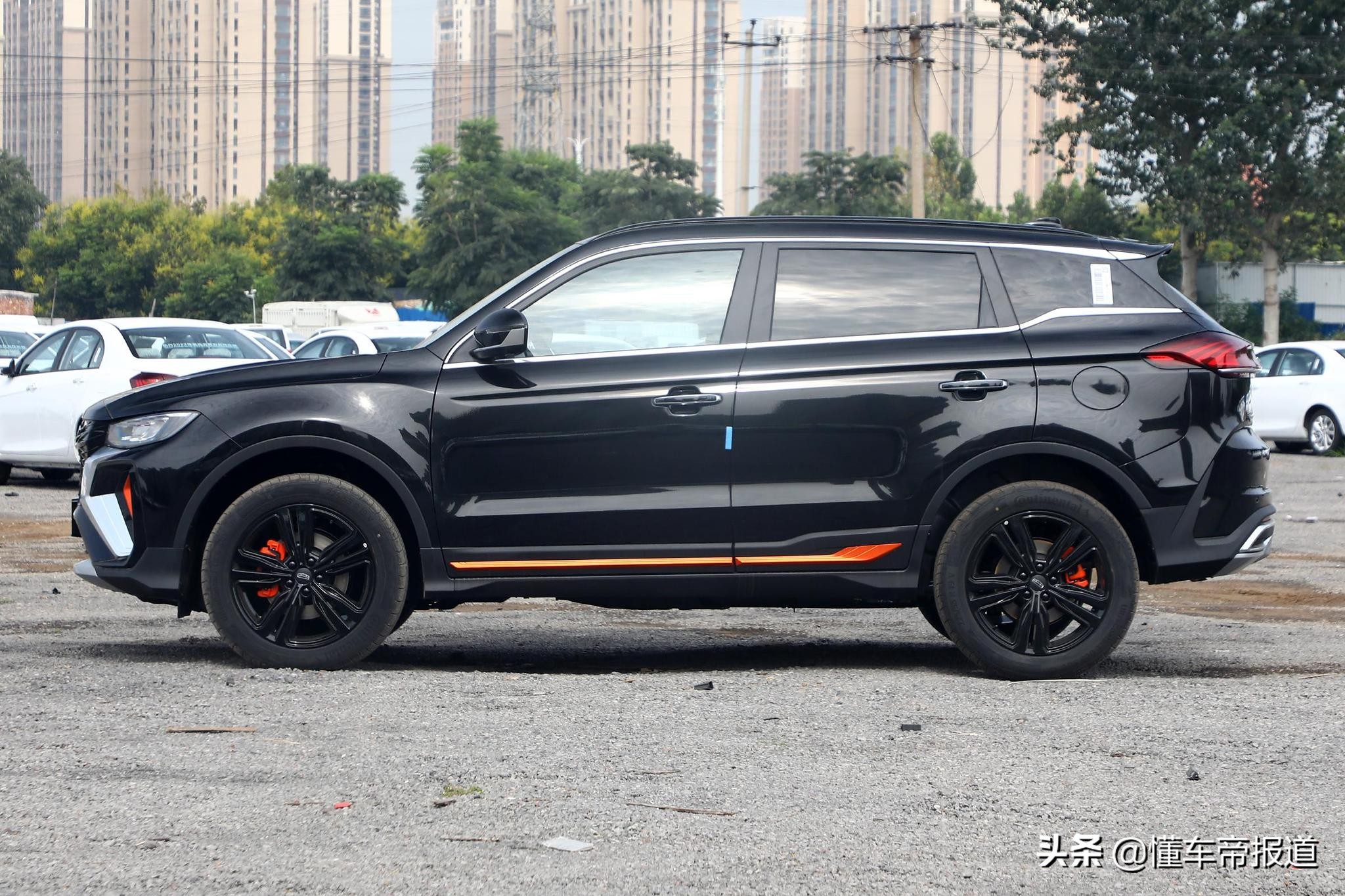 新车｜智尊型性价比最高？明日上市，吉利博越X配置差异表曝光