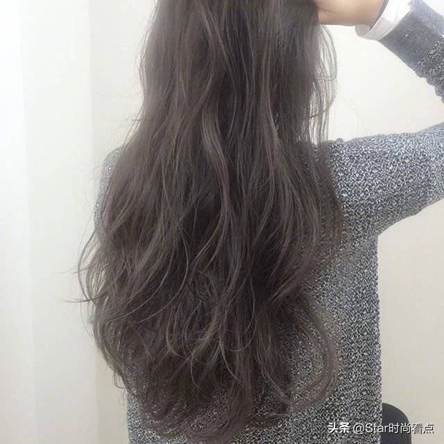 大波浪锁骨发任你挑,总有一款适合你,春季就应该是这样的发型