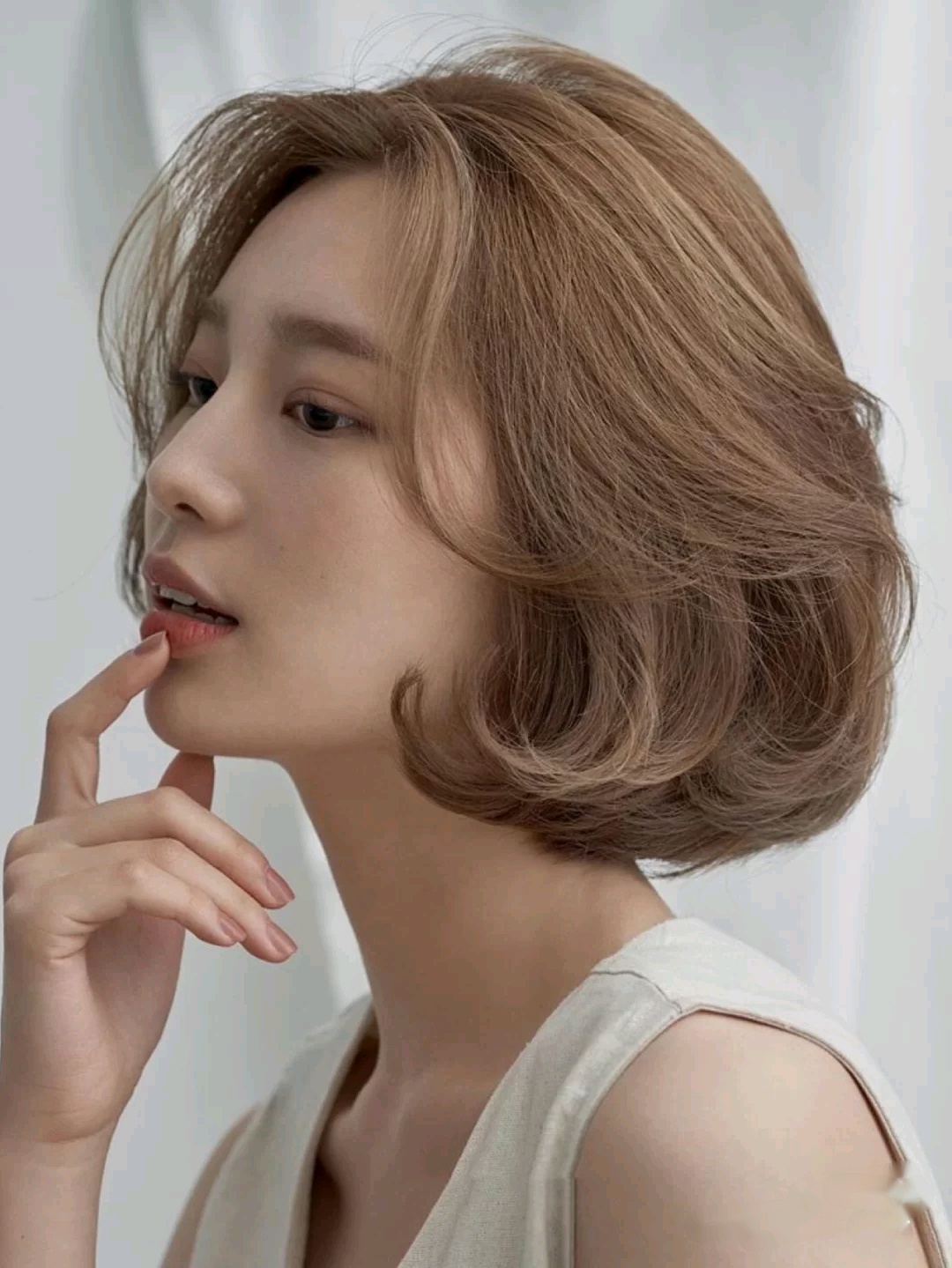 夏天和短发更配,这4款好看的短发发型,不仅减龄还显脸小