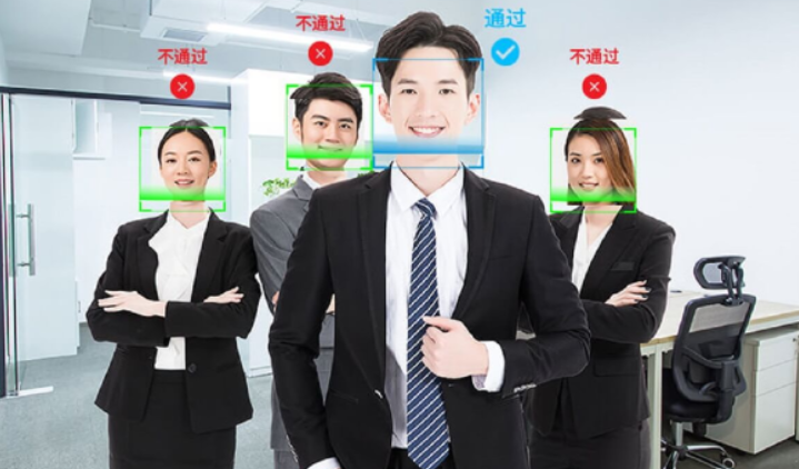 人脸识别，助力无触通行