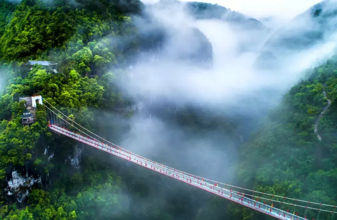 長陽玻璃棧道門票價格(湖北這些驚險刺激的懸空玻璃棧道) - 價格百科