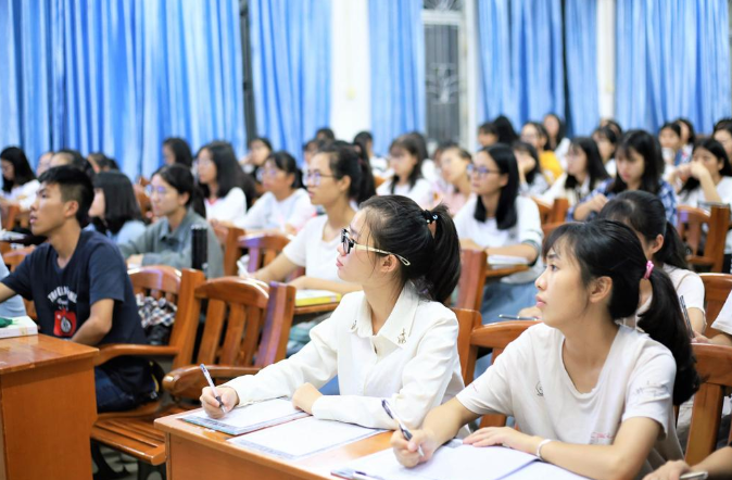 师范大学排名“大洗牌”，西南大学无缘前五，陕西师大名次惹争议