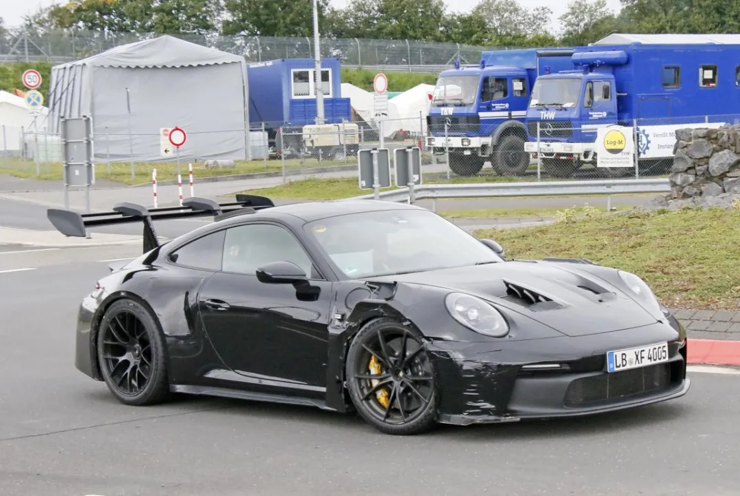 保时捷gt3rs（自吸反击战新一代911GT3R来临）
