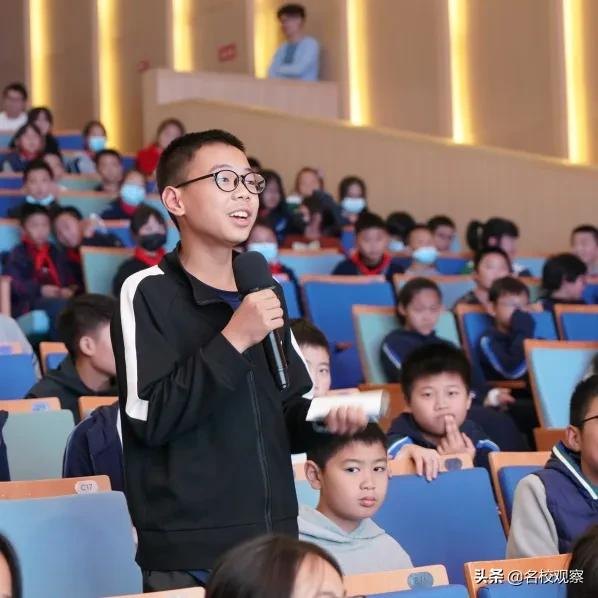 北京航空航天大学副教授秦曾昌博士在成都天立学校，开讲