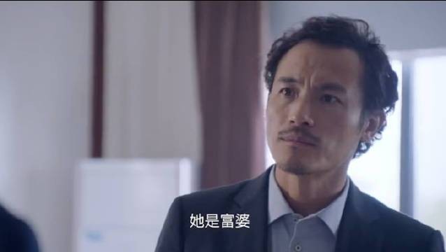 《人民的名义》好评如潮，姊妹篇《突围》为何骂声不断？