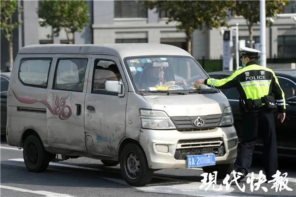 后排乘客不系安全带的法律责任与处罚规定